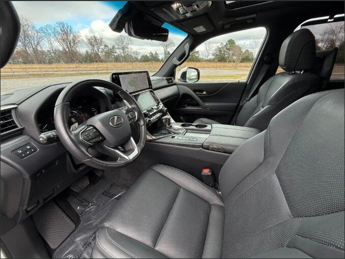 Lexus LS 600